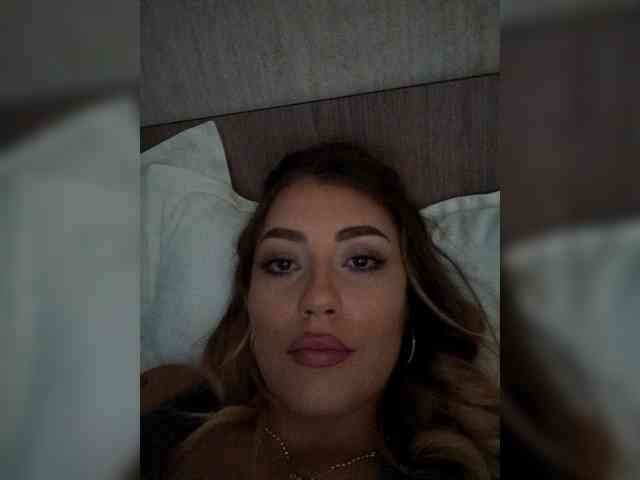 KiraVelvet1