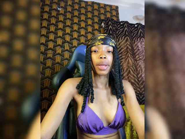 Deslimbody0 Live Webcam on BongaCams