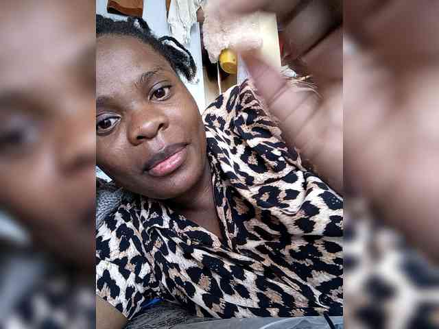 Africanwoman2 webcam