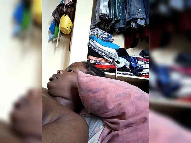 Africanwoman2 webcam