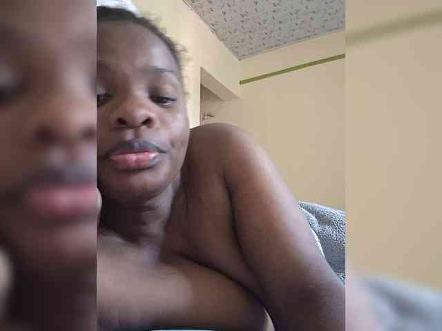 Africanwoman2 webcam