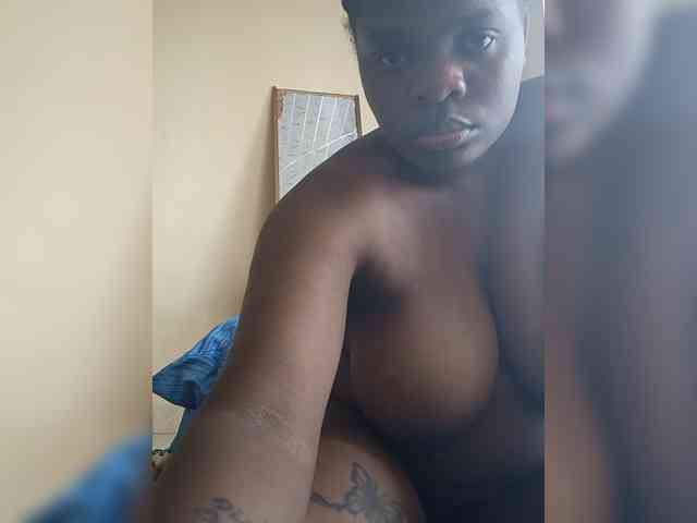 Africanwoman2 webcam