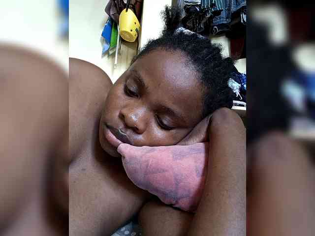 Africanwoman2 webcam