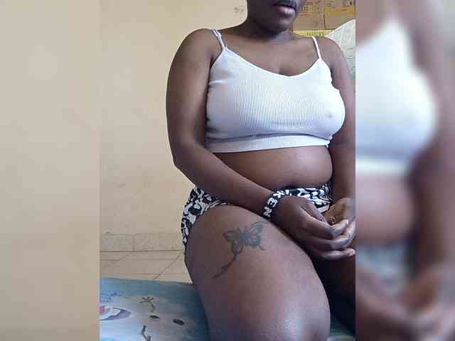 Africanwoman2 webcam