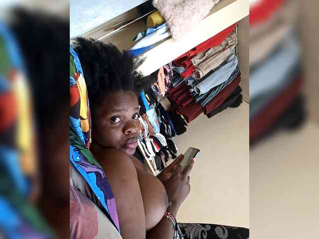 Africanwoman2 webcam