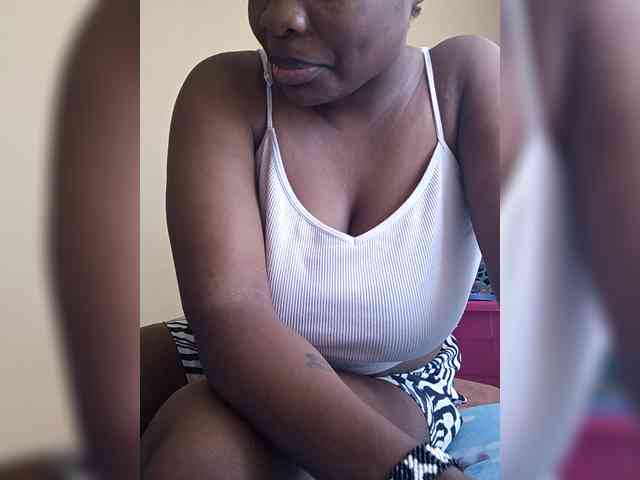 Africanwoman2 webcam