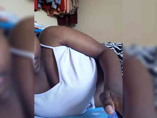 Africanwoman2 webcam