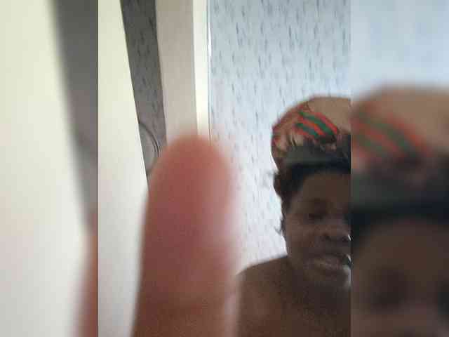Africanwoman2 webcam