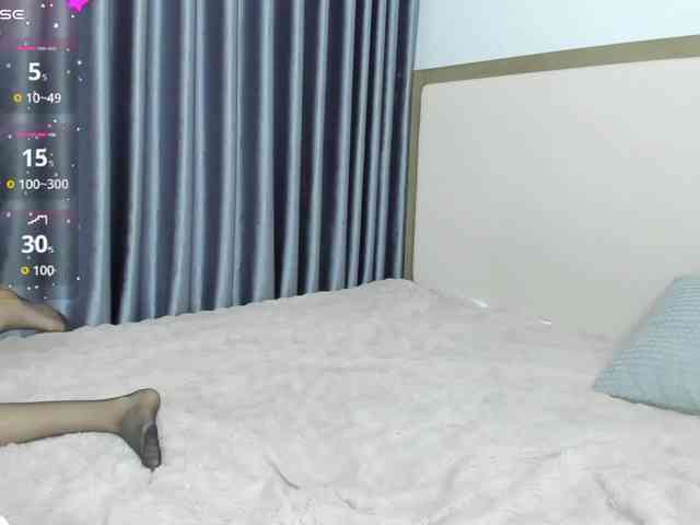 YunaBlossomy Live Webcam on BongaCams