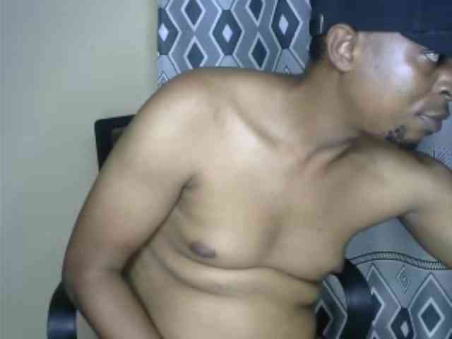 Charly1531 Live Webcam on BongaCams