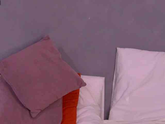 SarahRoussi SarahRoussi