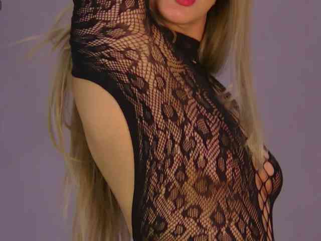 SarahRoussi SarahRoussi