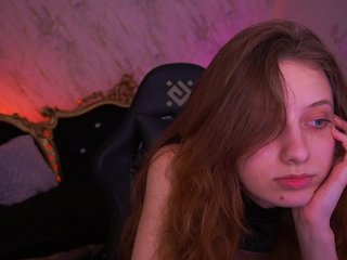 CuteeFoxy Porn Show