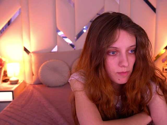 CuteeFoxy's BongaCams show and profile