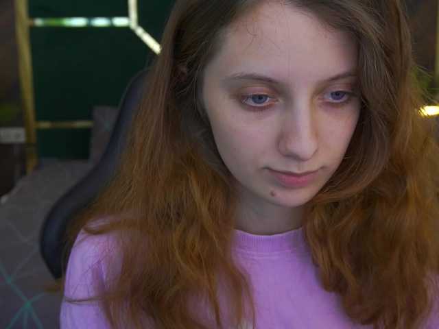 CuteeFoxy's BongaCams show and profile