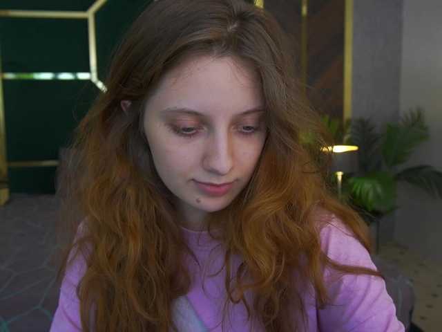 CuteeFoxy's BongaCams show and profile