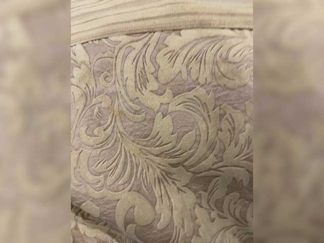 Allis-1 from BongaCams