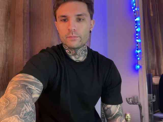 larssket Live Webcam on BongaCams