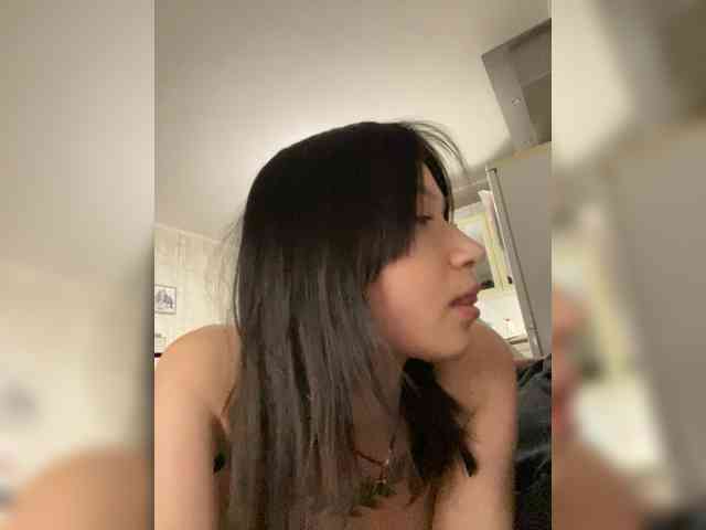 _the-secret-room_ webcam