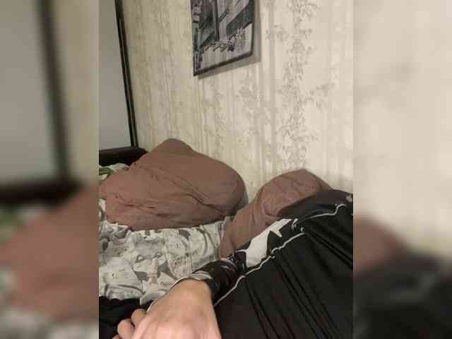 _the-secret-room_ webcam