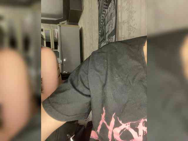 _the-secret-room_ webcam