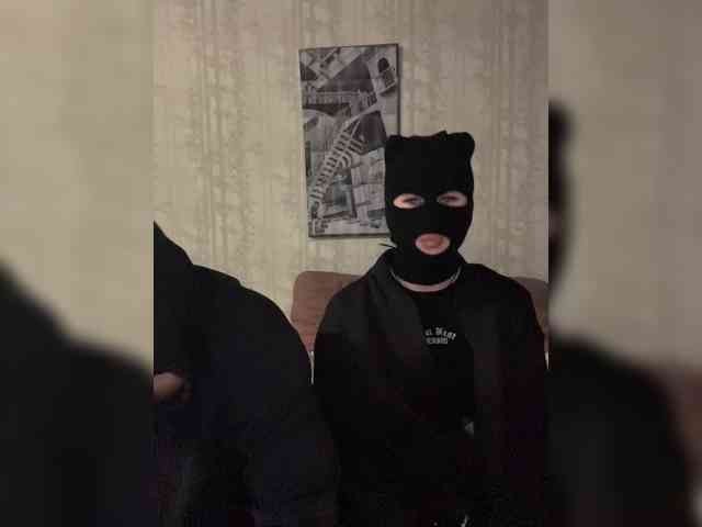 _the-secret-room_ webcam