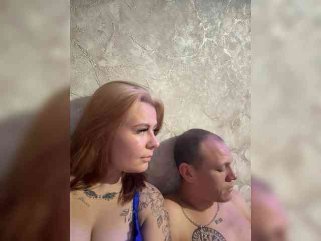 KiraNika Live Webcam on BongaCams