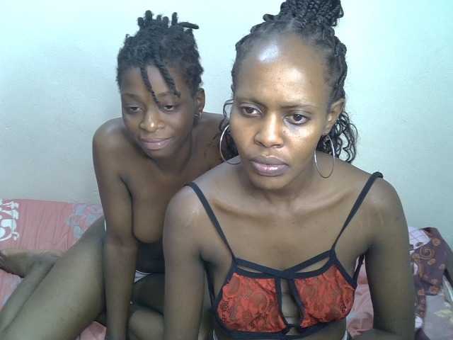 NaughtyTwinsXX live cam