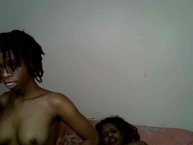 NaughtyTwinsXX NaughtyTwinsXX