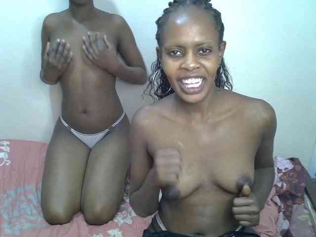 NaughtyTwinsXX webcam