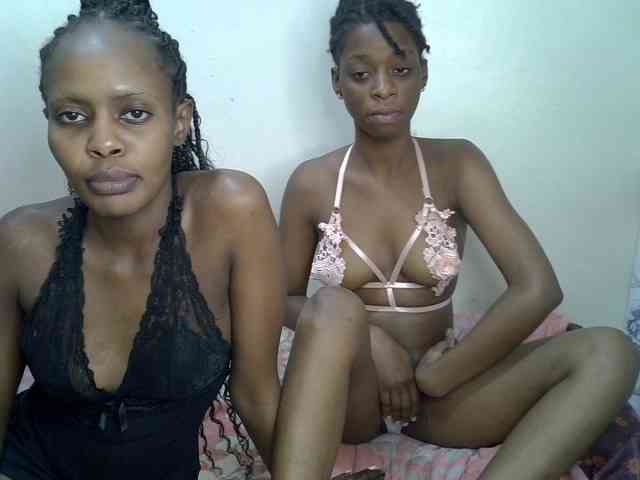 NaughtyTwinsXX webcam