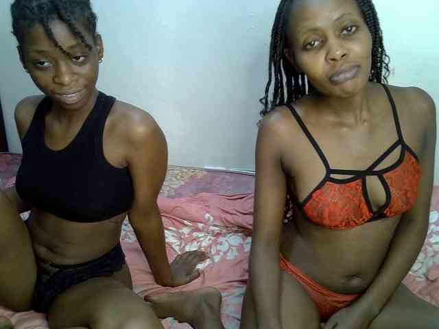 NaughtyTwinsXX webcam