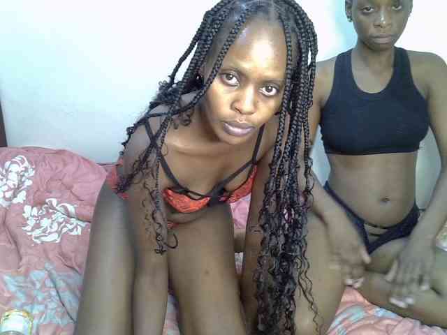 NaughtyTwinsXX webcam