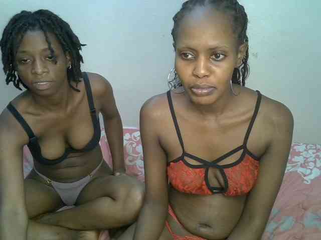 NaughtyTwinsXX webcam