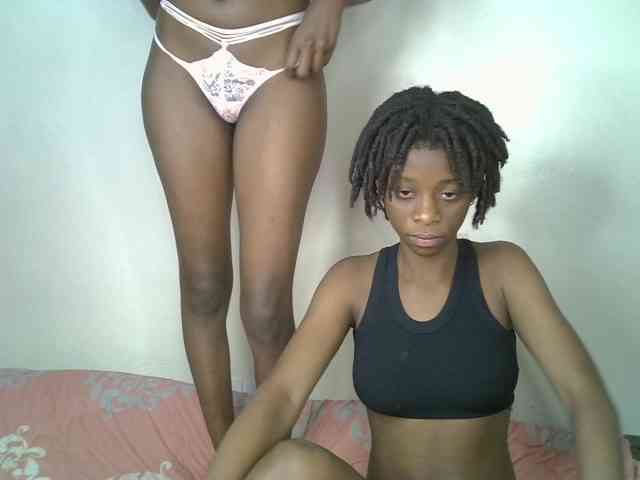 NaughtyTwinsXX NaughtyTwinsXX