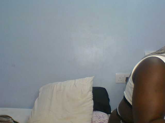 Citygirl77's BongaCams show and profile