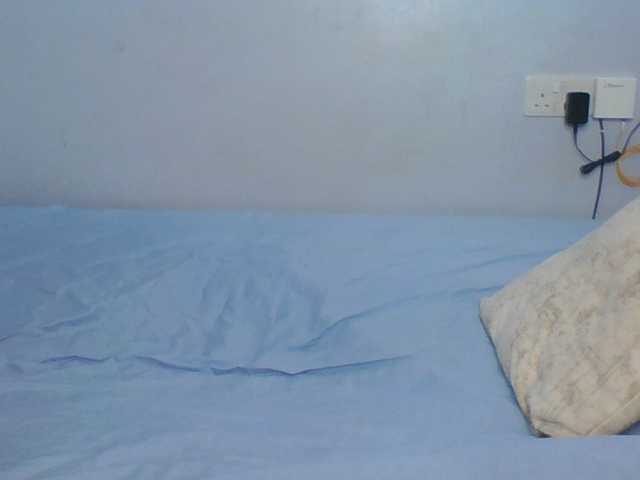 Citygirl77 from BongaCams