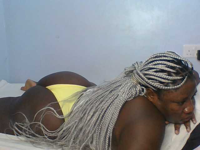 Citygirl77's BongaCams show and profile