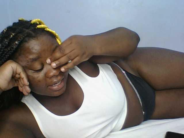 Citygirl77's BongaCams show and profile