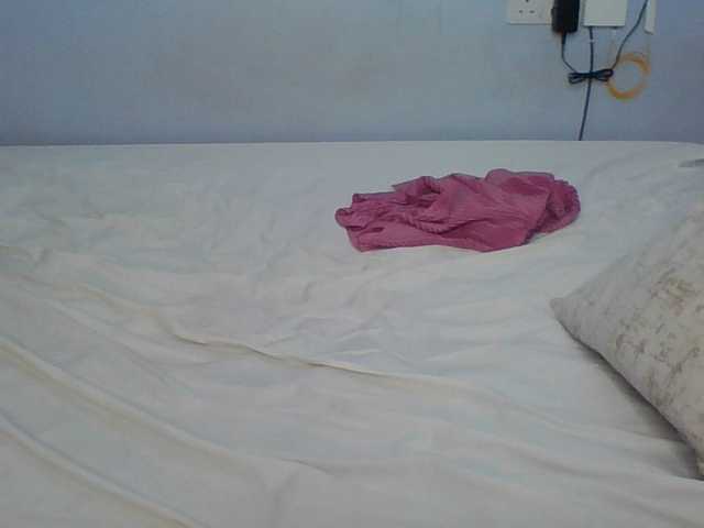 Citygirl77 webcam bongacams model stream image