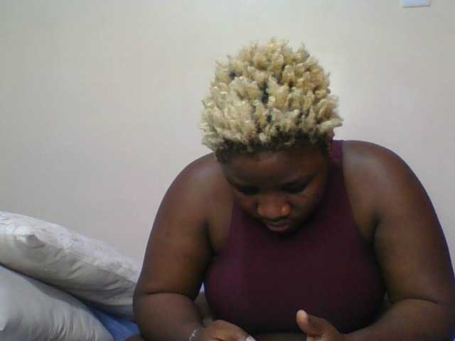 Citygirl77 webcam bongacams model stream image