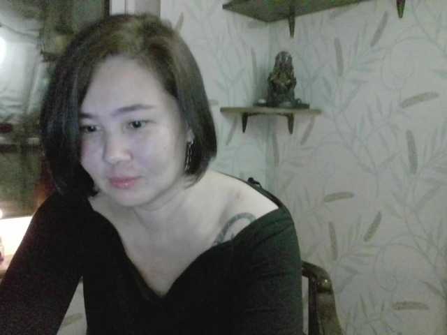 Nettie-Allie's BongaCams show and profile