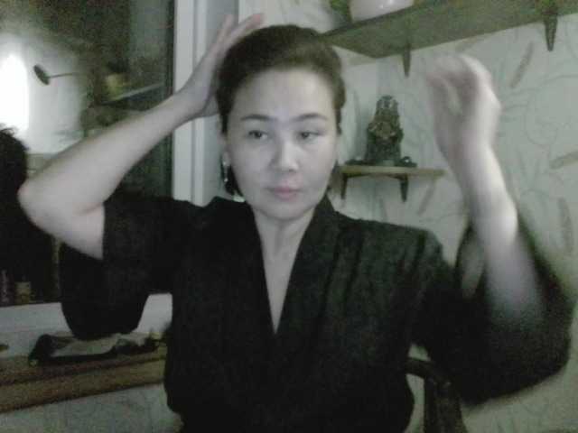 Nettie-Allie's BongaCams show and profile