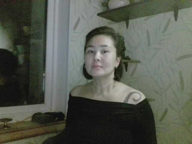 Nettie-Allie's BongaCams show and profile