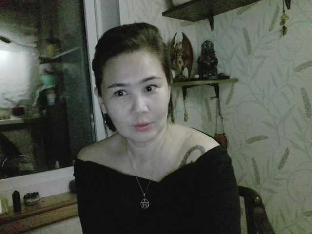 Nettie-Allie – webcam model profile photo