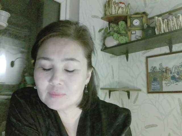 Nettie-Allie's BongaCams show and profile