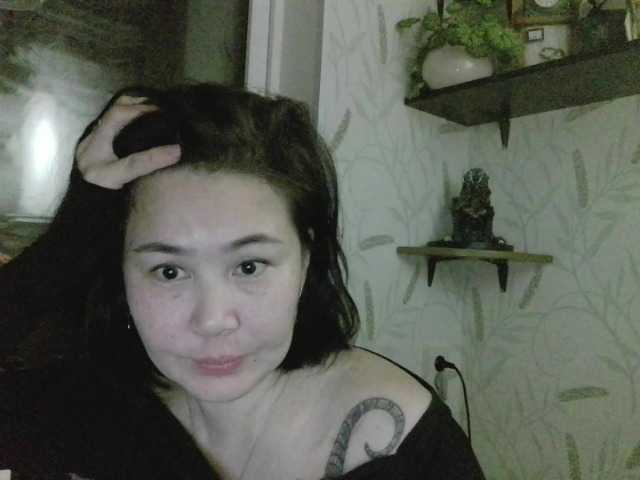 Nettie-Allie's BongaCams show and profile