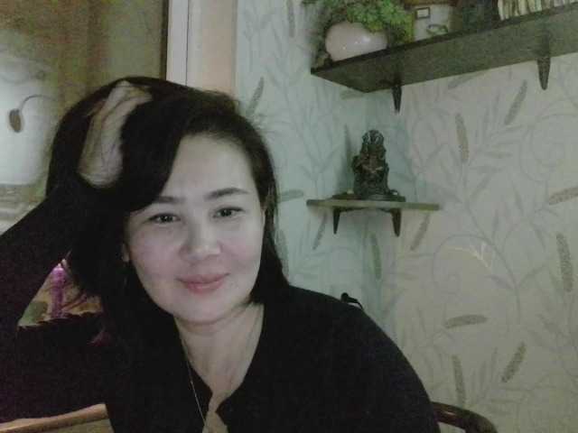 Nettie-Allie's BongaCams show and profile