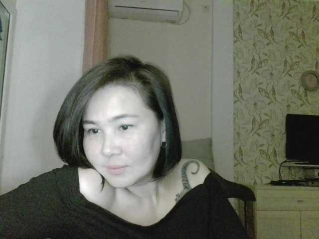 Nettie-Allie's BongaCams show and profile