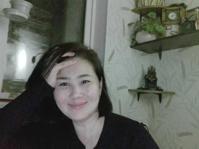 Nettie-Allie's BongaCams show and profile